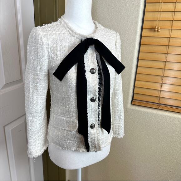 NWOT Zara White Tweed Black Bow Button Jacket Blazer. Blogger Fave. - Picture 10 of 15
